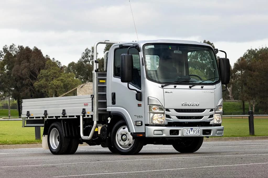 Rigid truck